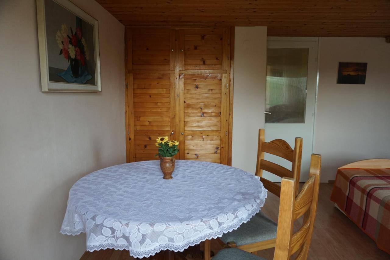 Apartament Grosses Ferienhaus Plattensee Balaton - Nyaralo Haz 6 Szobaval, 5 Fuerdoszobaval, 3000 Nm Szolad Zewnętrze zdjęcie