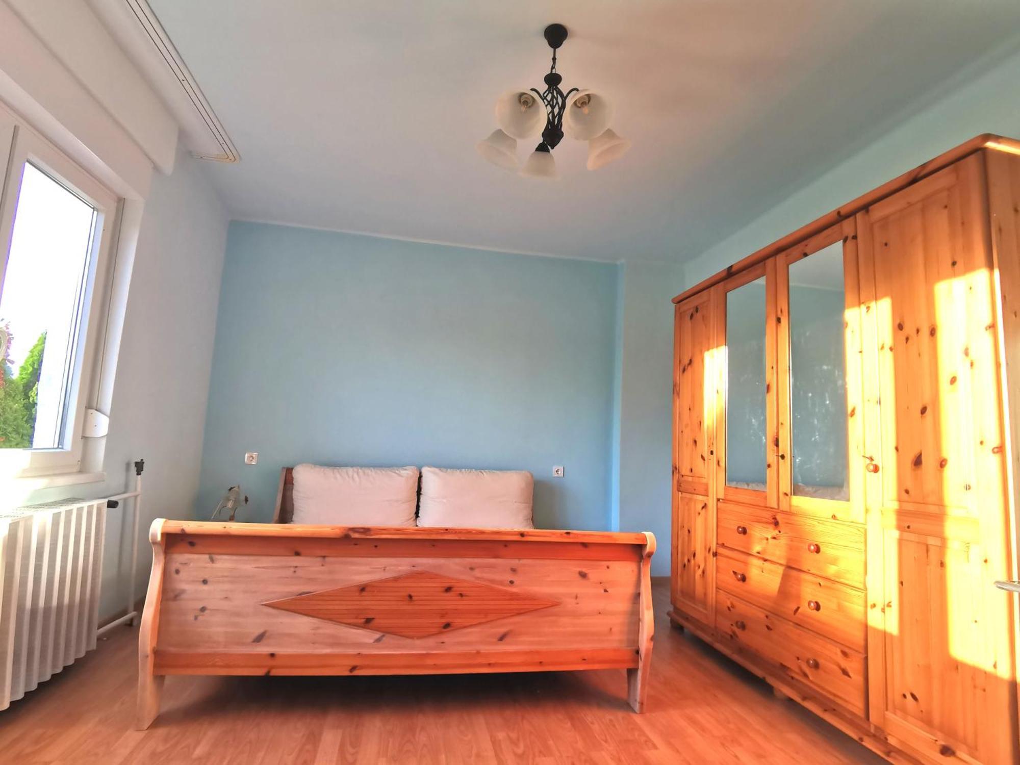 Apartament Grosses Ferienhaus Plattensee Balaton - Nyaralo Haz 6 Szobaval, 5 Fuerdoszobaval, 3000 Nm Szolad Zewnętrze zdjęcie